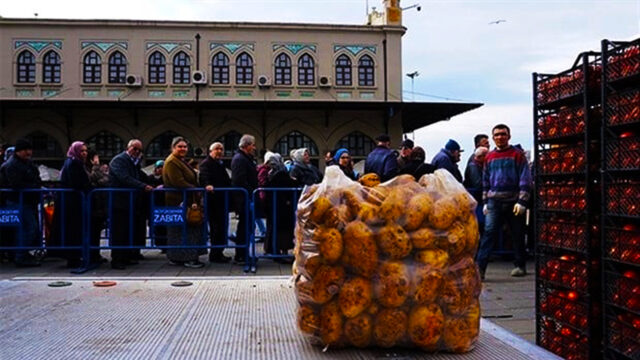 Yerel Yönetimlerin Sosyal Yardım Politikaları: Siyasi Bir Araç mı? Kamusal Bir Hak mı?